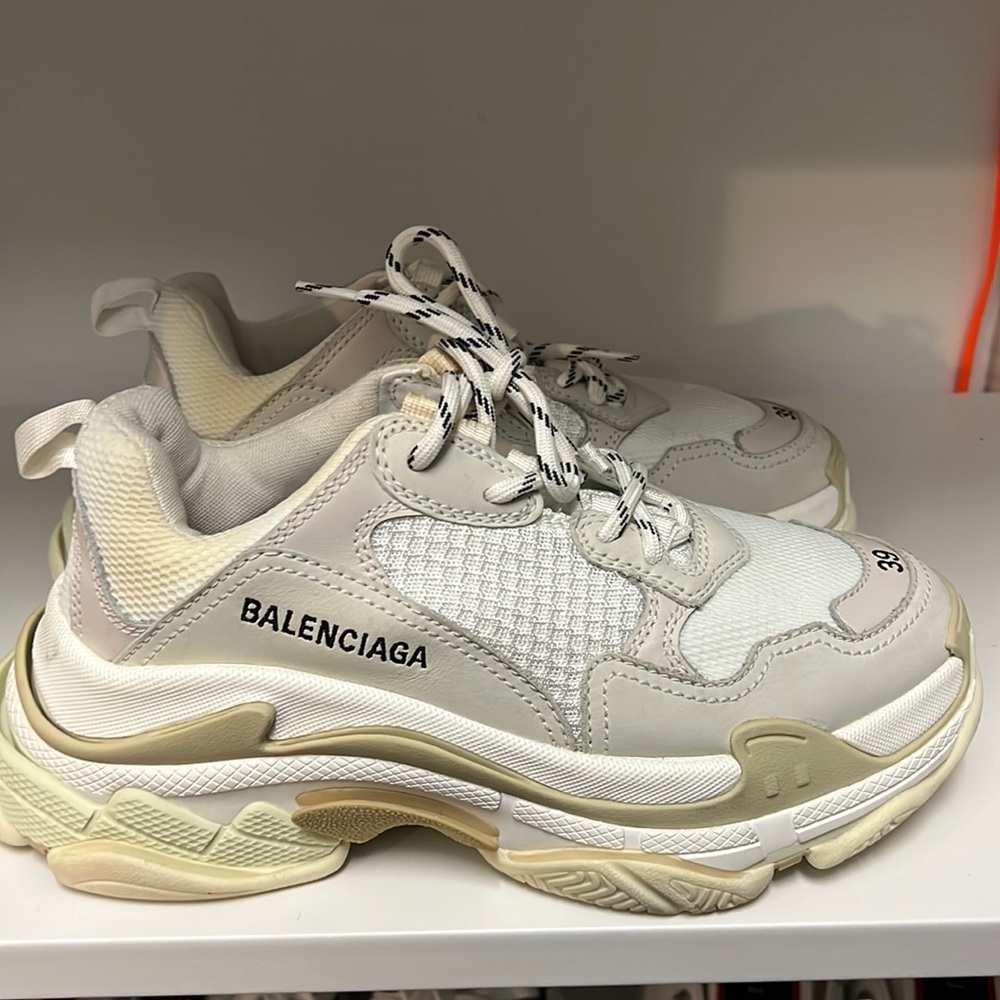 Balenciaga Triple S 39